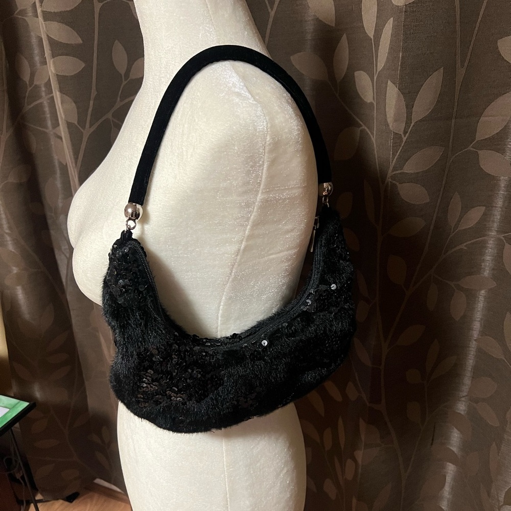 Black Sequin Shoulder Bag faux fur